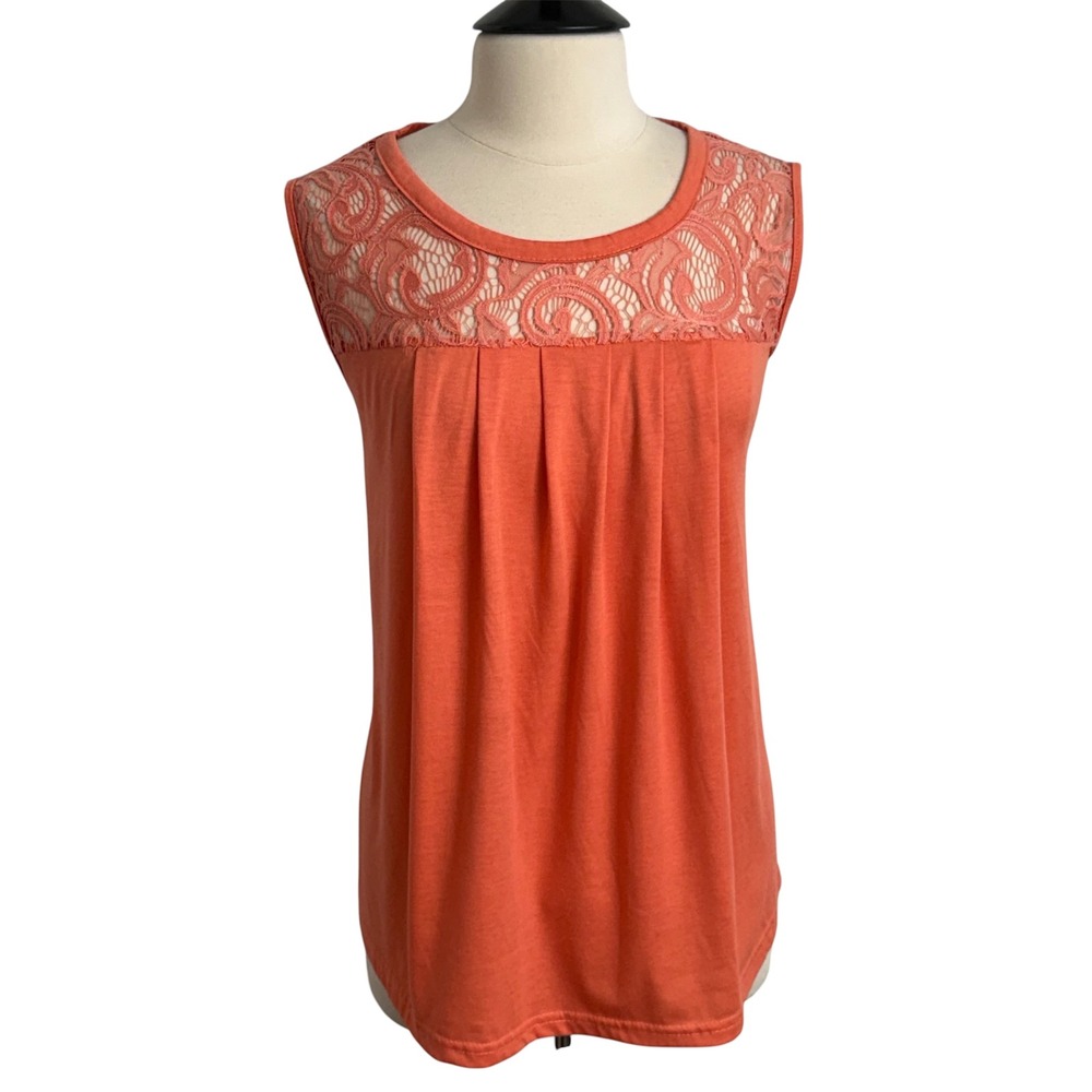 Women's Sleeveless Flowy Lace Round Neck Pullover Tank